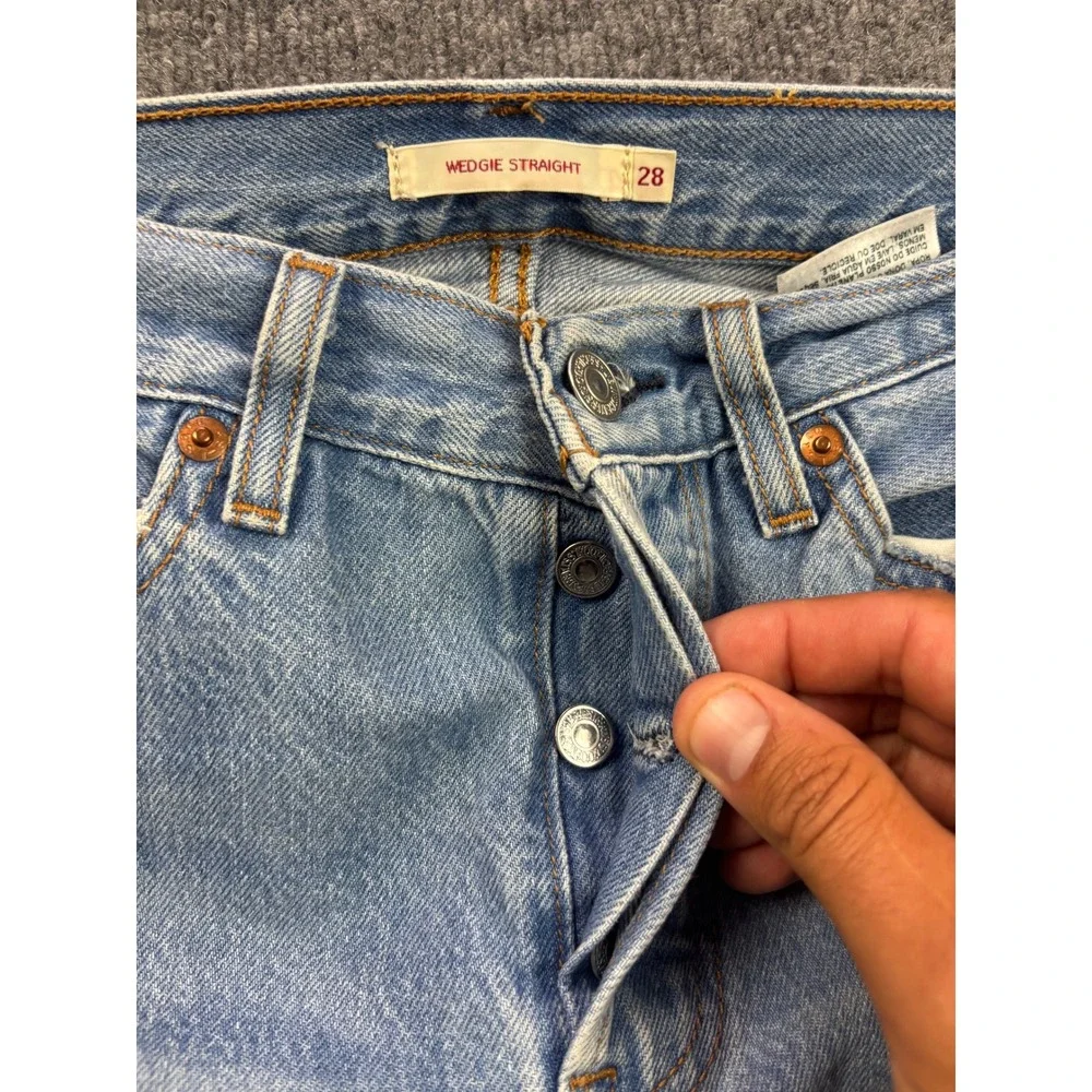 Levi's Wedgie Straight Jeans Womens 28 Blue Distressed Raw Hem Button Fly